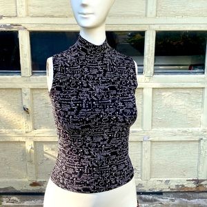 MeToo Geometry Pattern Turtleneck Sleeveless Shirt